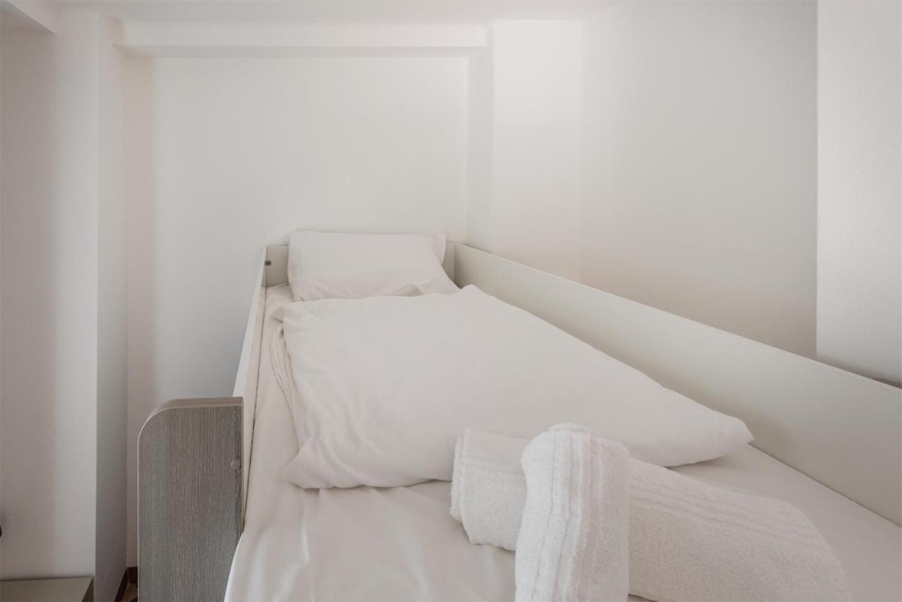 Ferienwohnung Casa Internazionale Riva del Garda Exterior foto