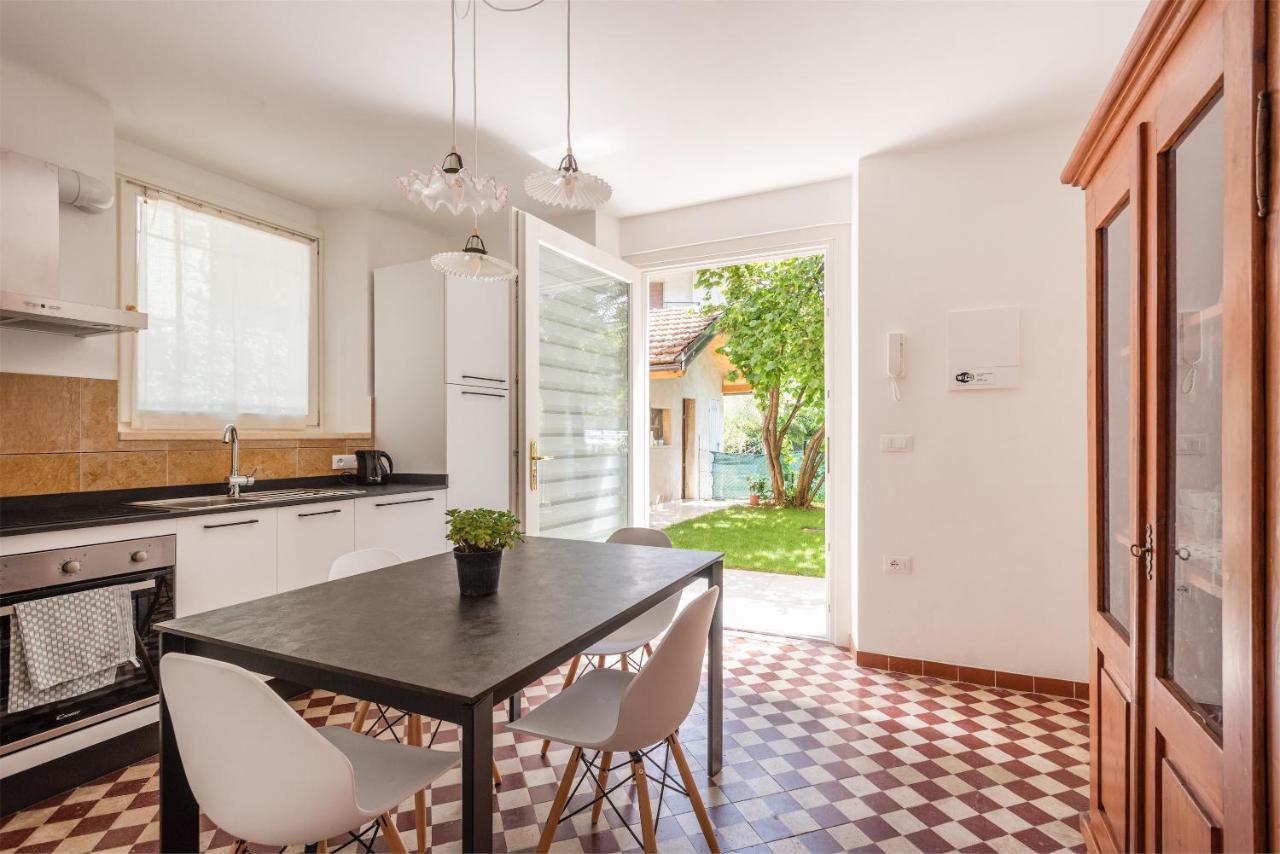 Ferienwohnung Casa Internazionale Riva del Garda Exterior foto