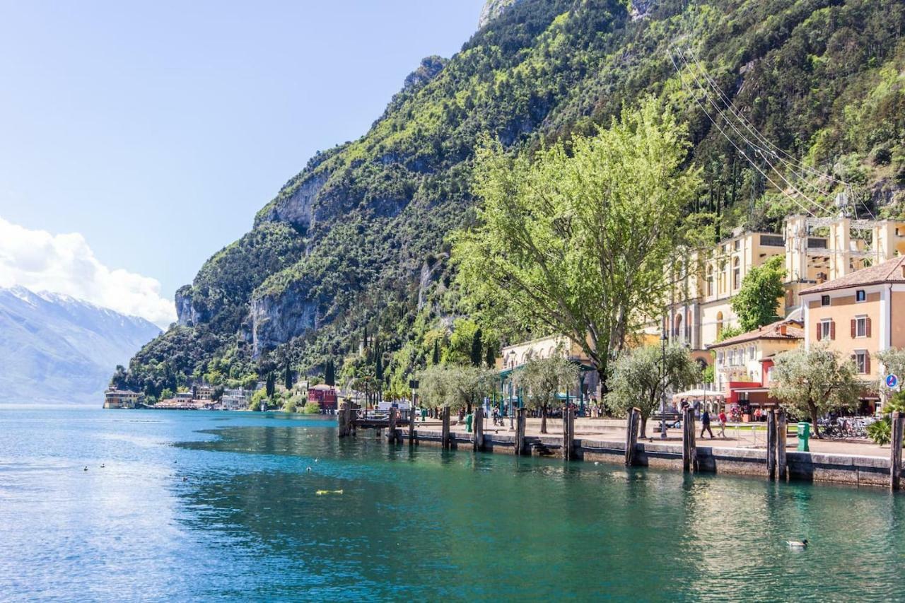 Ferienwohnung Casa Internazionale Riva del Garda Exterior foto
